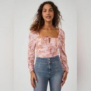 FREE PEOPLE Hilary Pink Floral Crop Top Square Neck Puff Sleeve Smocked Sz S NWT